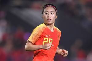韩乔生评唐佳丽正式比赛首球:处理世界级,相信女足新帅会招她