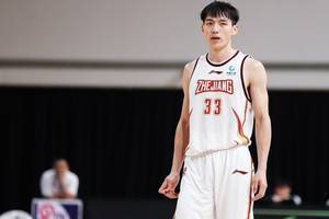 6记三分！雅尼斯：防守吴前的三分球出了严重问题