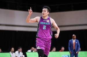 中国青年报:小丁&阿联等明星回归后 CBA还需赢回更多