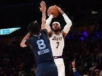 里程碑！安东尼生涯得分超越摩西-马龙 排名历史第九