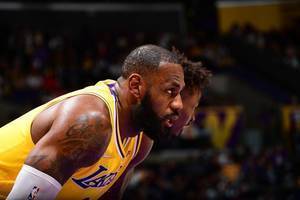 詹姆斯生涯总抢断数超越穆奇-布雷洛克 升至NBA历史第十二位