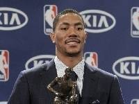 巴雷特：我对罗斯的称呼是MVP 我得时不时让他知道他是MVP