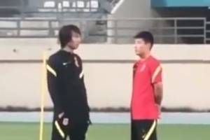 记者：李铁昨日训练前与武磊单独交流，球队整体氛围不错
