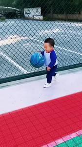 小弟弟这运球水平能爆多少吧友？