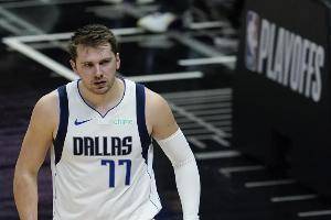 双拳难敌四手！东契奇25投13中空砍33分10助