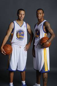 埃利斯:之前一直觉得库里会成为伟大球员 他现在是NBA的门面