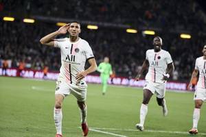 Goal:阿什拉夫攻守不平衡,巴黎球员曾询问波帅能否变阵3-5-2