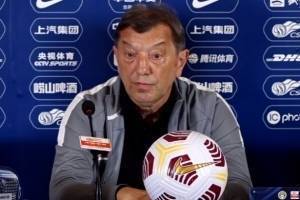 萨布利奇：球队目前氛围很好，多人伤停下阵容仍算完整