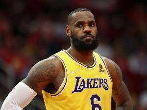NBA历史得分榜：贾巴尔榜首 詹姆斯第三&距离追平马龙差927分