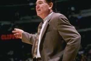 RIP！前NBA教练比尔-菲奇离世 享年87岁曾率绿军夺冠