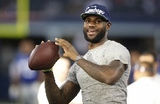跨界也是明星！盘点13位和橄榄球颇有渊源的NBA球员