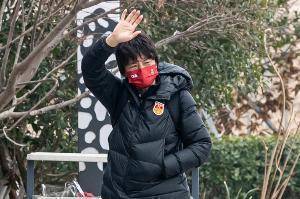 水庆霞：女足开启正常训练 以平常心备战亚运会