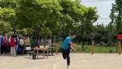 詹俊：村BA来了个戴眼镜的内马尔。。。😎