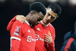 伊兰加:曼联期间一直在努力学习,在C罗身上学到很多