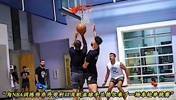 从NBA失业的小里弗斯竞技水准保持的不错！！